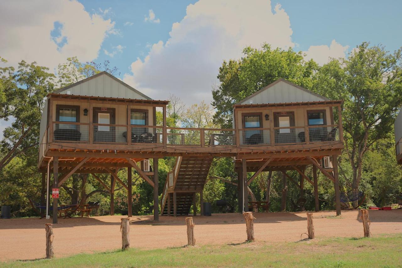 Son'S Rio Cibolo Birdhouse Cabin #7 Water Sports, Hot Tubs, Volleyball, Game Room, And More! Marion Exterior photo